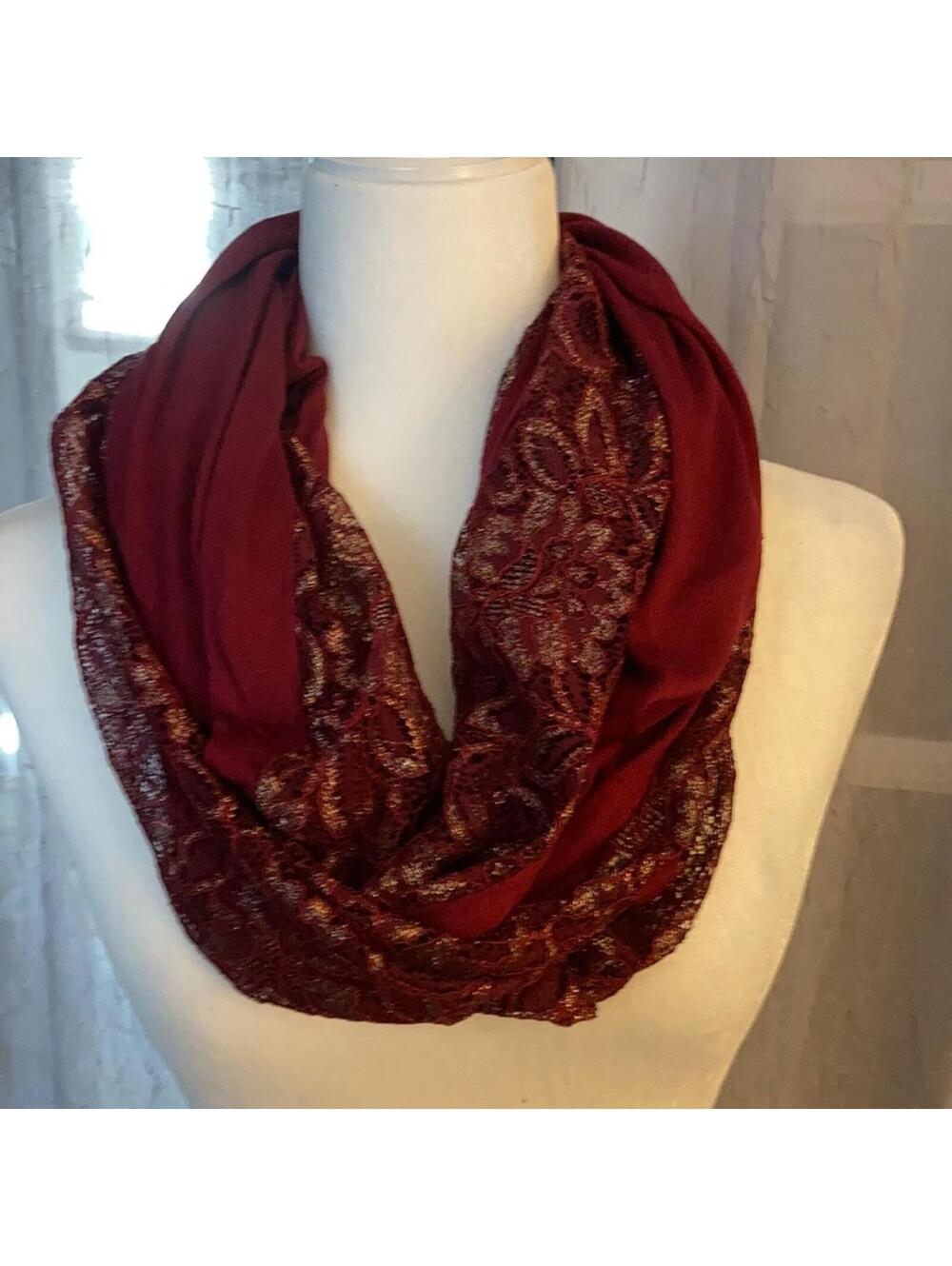 Collection Eighteen infinity scarf